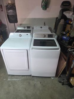 Samsung Washer And Electric Dryer Large Capacity