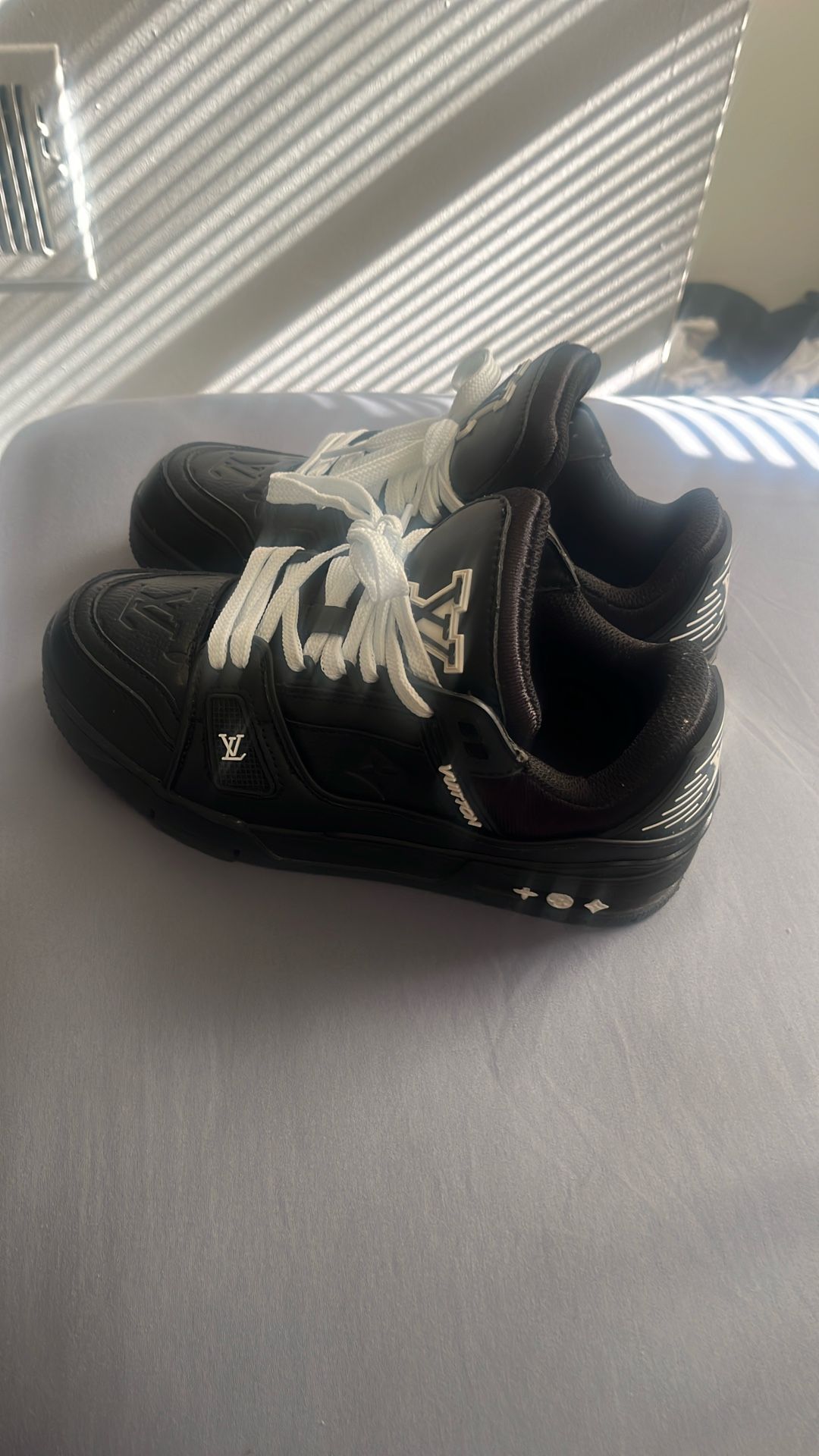 Louis Vuitton Size 7 Wore Gently