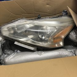 2013 /2015 Nissan Altima Tail Lights $70.00