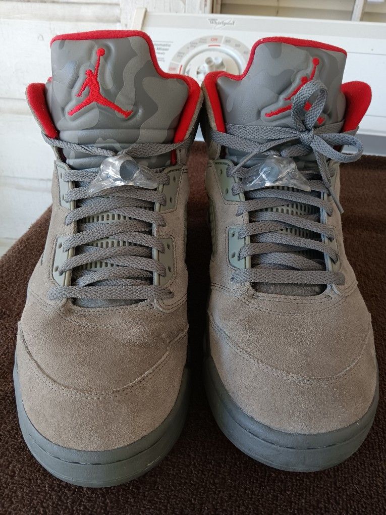 Jordan 5s Camo Red