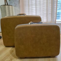 Vintage Samsonite Suitcase Set