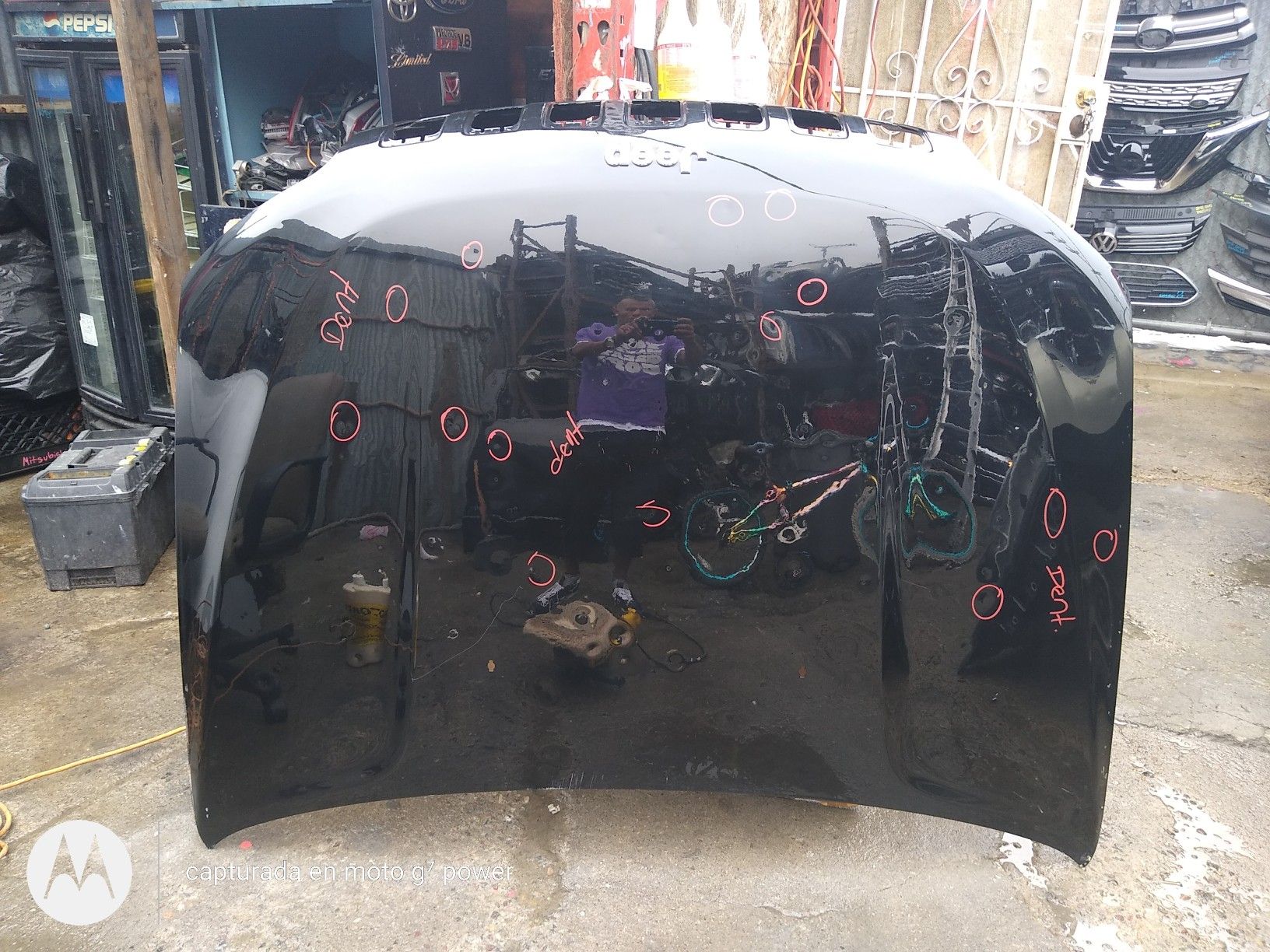 2019 Jeep cherokee front Hood aluminion OEM used 68406 431AA