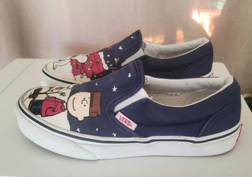 RARE!! Vans Classic Slip On x Peanuts Charlie Brown Christmas Kids Size 3