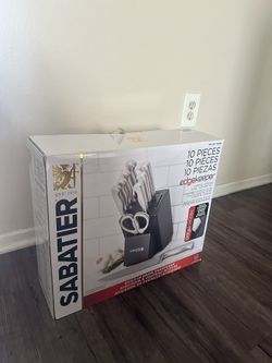 SABATIER KNIFE SET NEW
