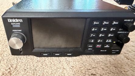 Uniden SDS200 Scanner