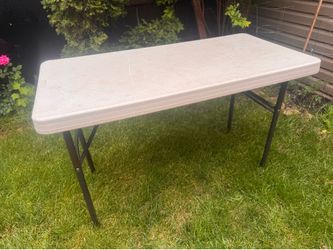 Folding Utility Plastic Table 48”