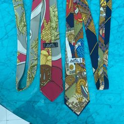Hermes Mens’s Silk Tie,