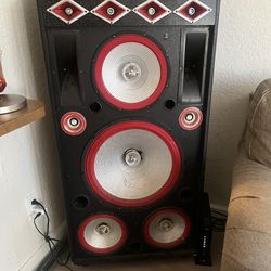 Dj Sound System With Amplifier And Lights 