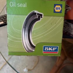 Oil Seal Don’t Know What Car It’s For But The Part Number Is On The Box 