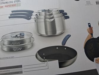Pans brand new in box zakarian by dash
