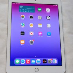 Very NICE APPLE iPad 6 6TH GEN 32GB WIFI iOS17