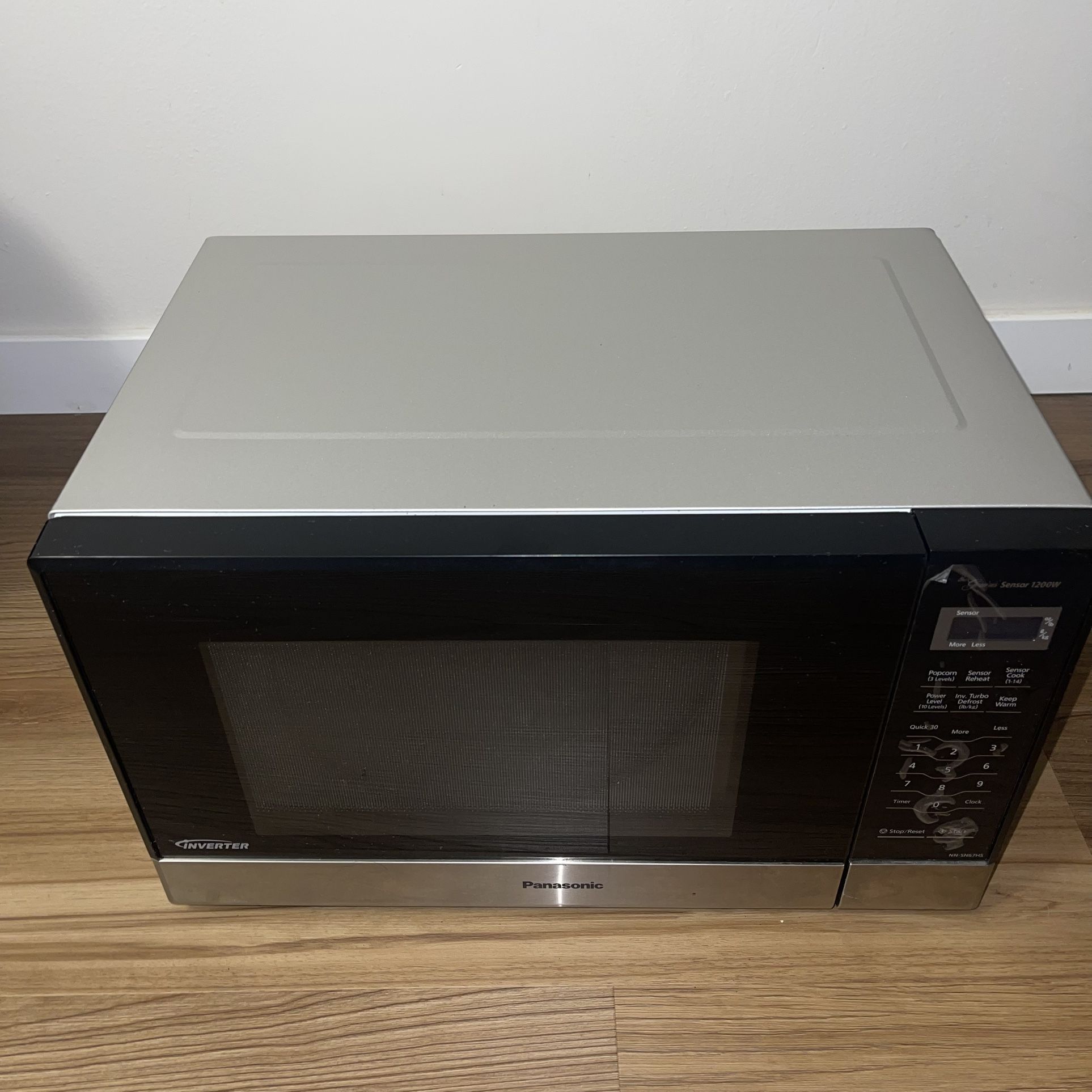 Panasonic 1200W Microwave