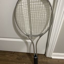 Wilson T2000 Jimmy Connors Steel Tennis Racket Strung Vintage 4 5/8 Made In USA