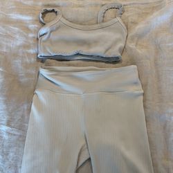 YEARS OF OURS SET OFF WHITE TOP & BICKER SHORT