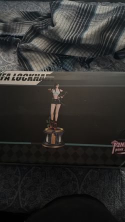 Pink pink studio Tifa Lockhart