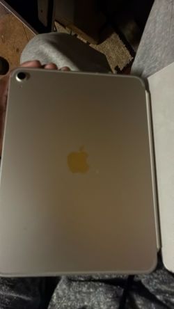 Apple iPad mini (A17 Pro) •128.0 GB • Silver