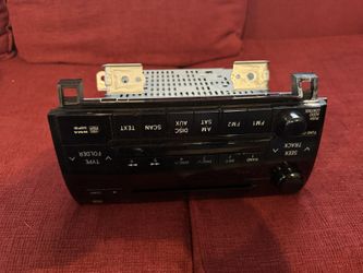 OEM TOYOTA TUNDRA LIMITED CD STEREO SYSTEM