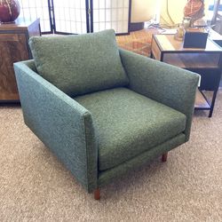 Forest Green Lounge Chair