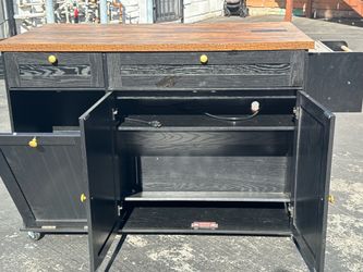Mobile bar/ mobile kitchen island/