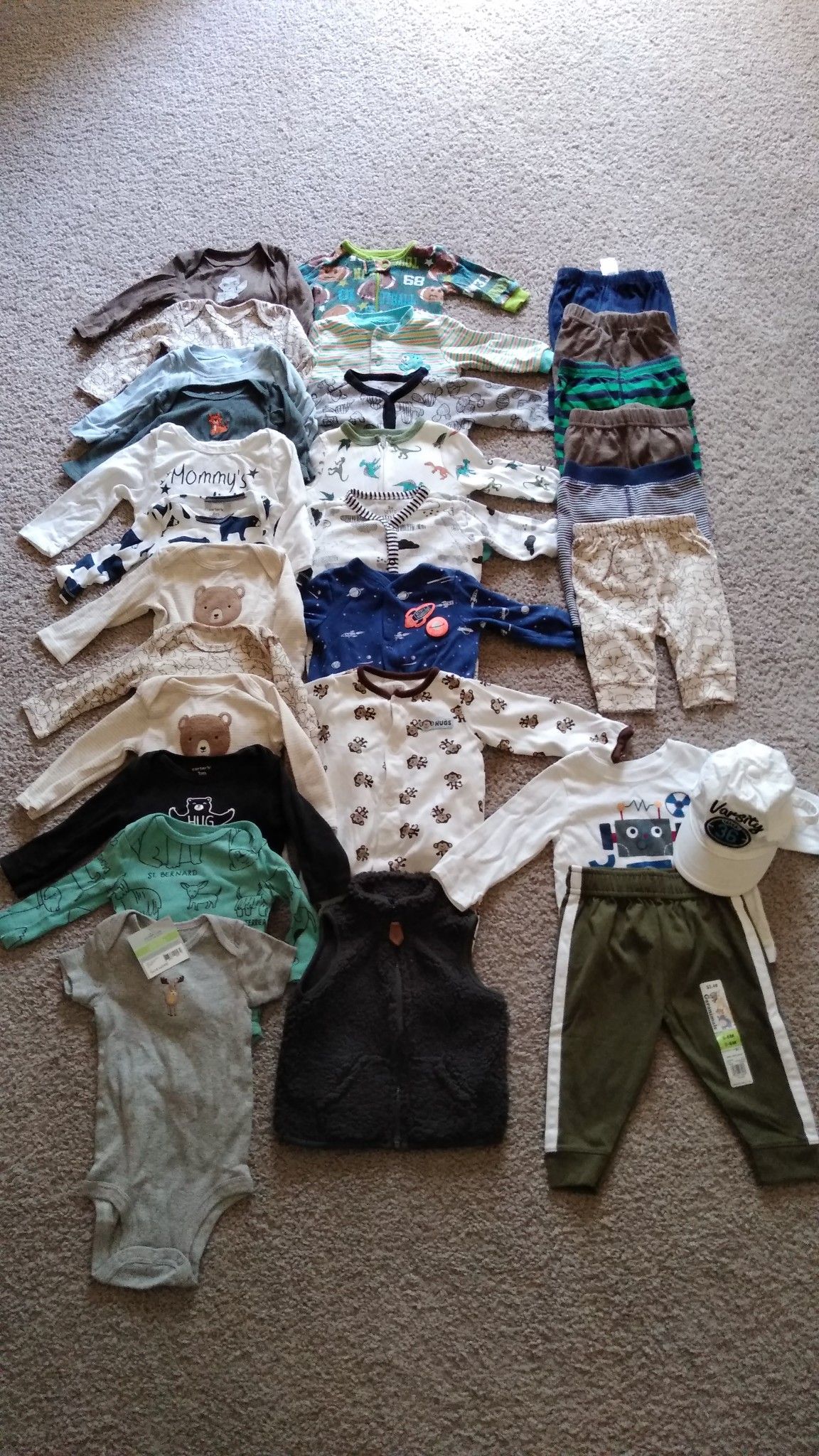 26 Beautiful PC Baby Boy's Clothes , all size 3 months ( excellent condition )