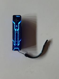 Rare Nintendo Wii Tron controller 9086/20000