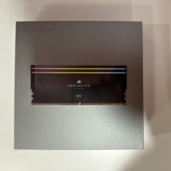 CORSAIR Dominator Titanium RGB DDR5 RAM 48GB (2x24GB) DDR5 6000MHz CL30