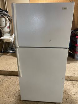 18.0 cu ft Refrigerator