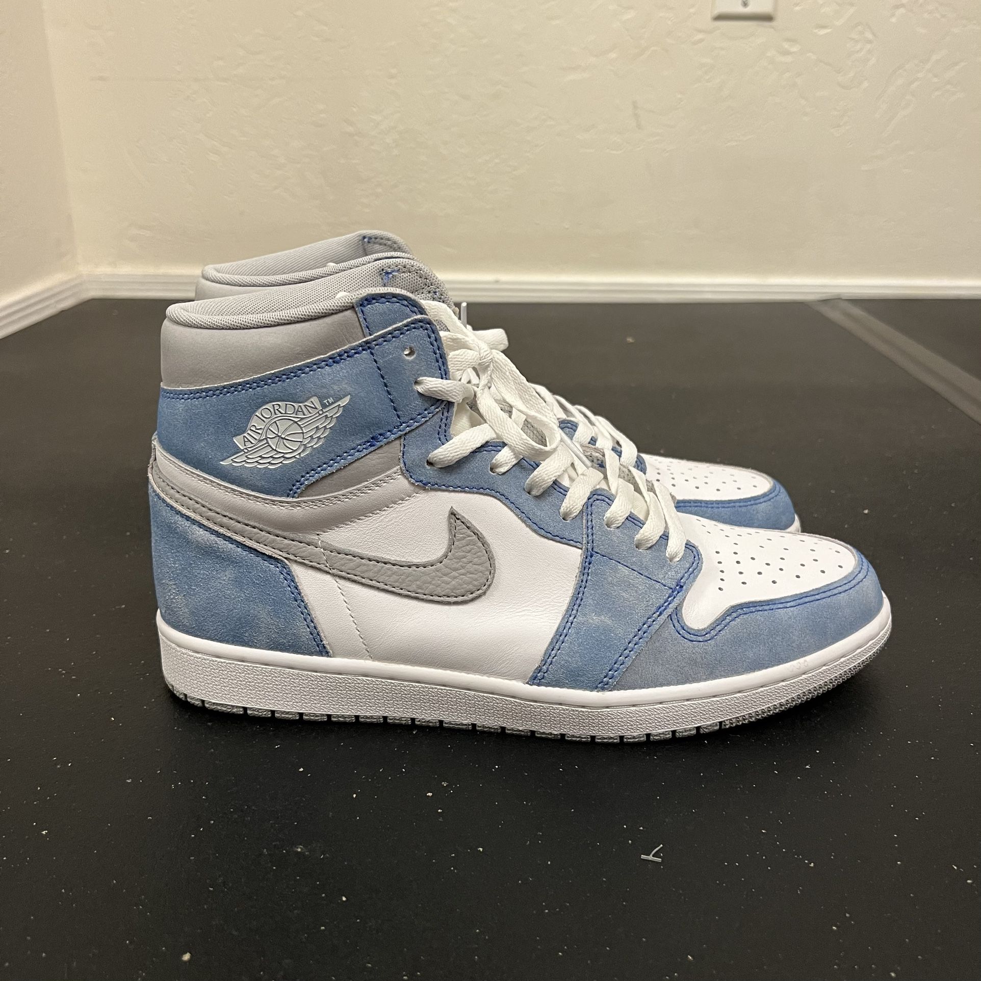 Royal 1s size 12 Jordan 1 High  main image 2