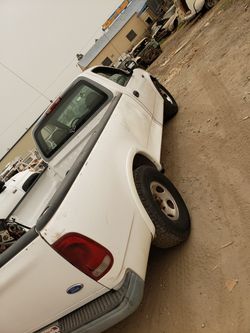 Ford f150 entera o por partes