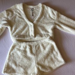 Victoria Secret Cozy Fleece Set 