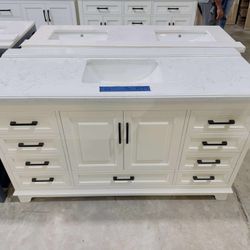 Brand New 60 in. W x 22 in. D Single Sink Bath Vanity in White with White Marble Top $899 