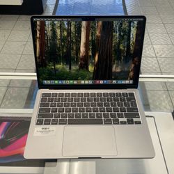 MacBook Air 2022 13’ M2 8GB 512GB