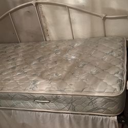 TWIN BED & MATTRESS 