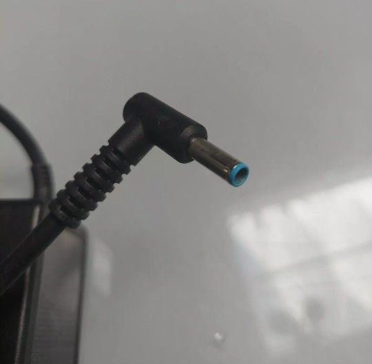 Laptop Chargers, Dell , Hp , Lenovo , Toshiba , Asus, Accer, Microsoft, Samsung, Gateway, 45w 65w 90w 130w 180w 230w