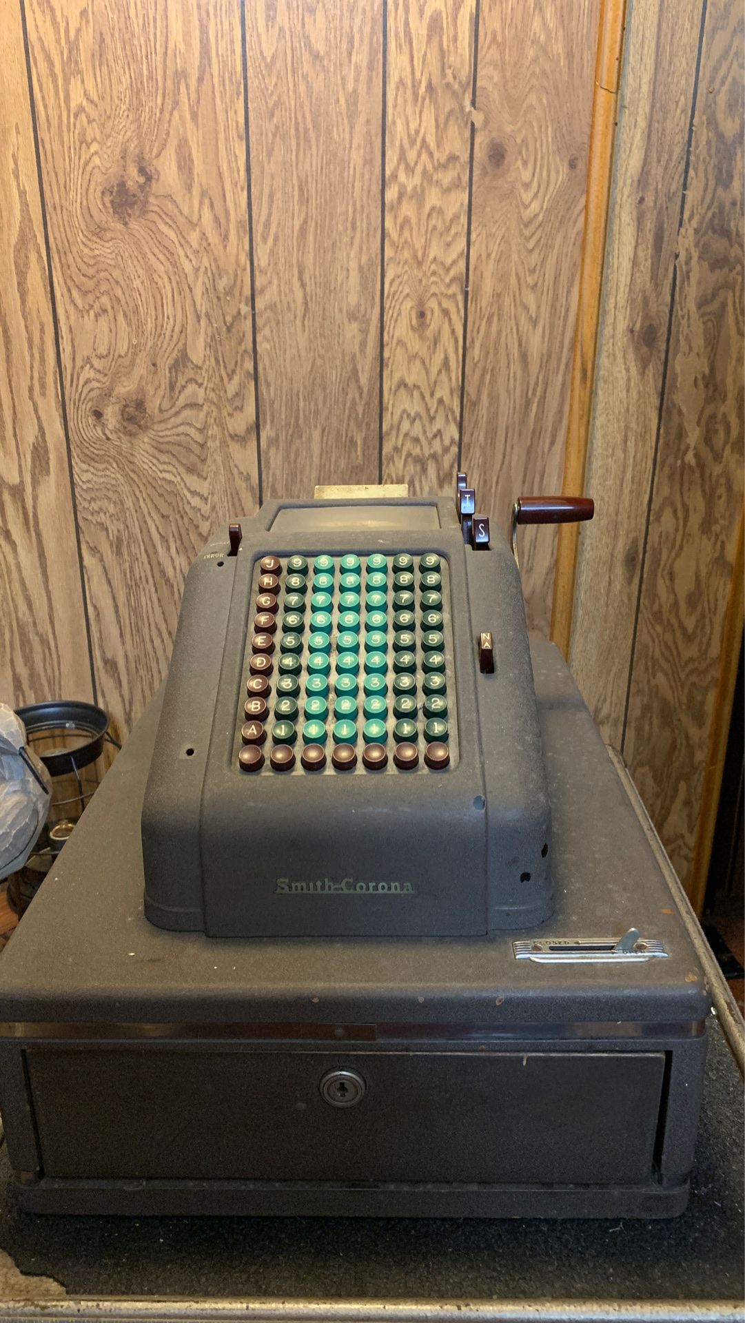 Vintage smith-Corona cash register