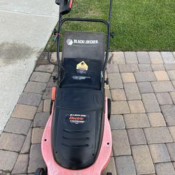 Black & Decker Corded Lawn Mower
