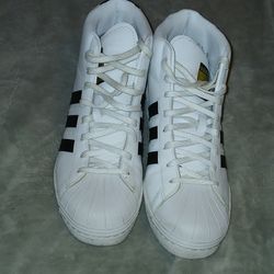 adidas Men’s Pro Model Sneakers 