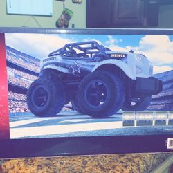 Dallas Cowboys Remote Control Truck And Puzzle