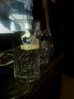 Old Minnesota Vikings Glass Mug