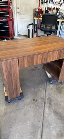 Nice desk