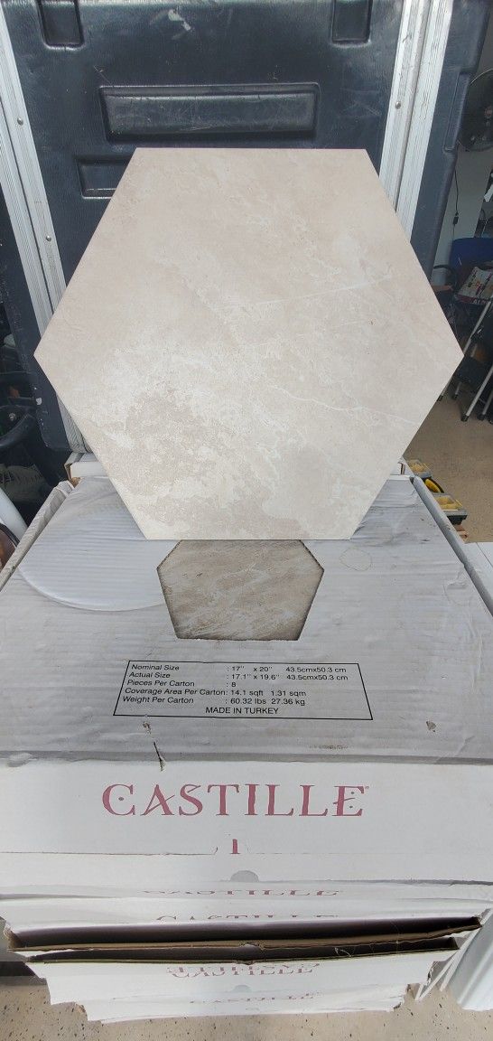 MOJAVE SAND TILE 17X20