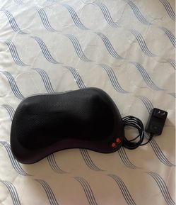 Neck/back massager
