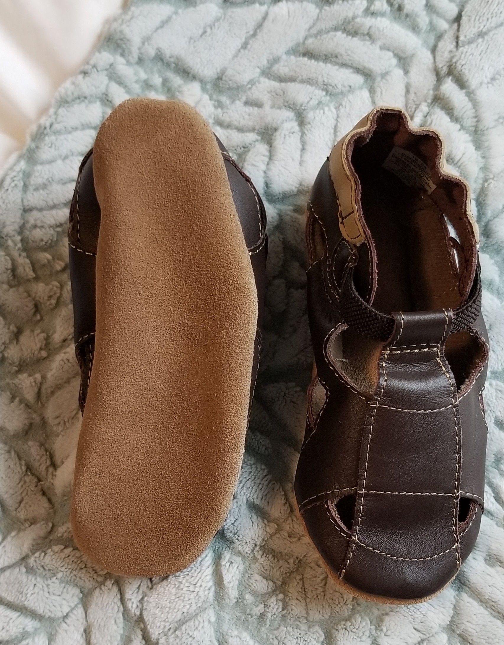 Robeez Soft Sole Shoes (18-24 months)
