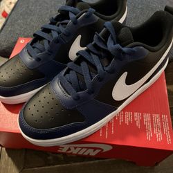 Brand New Nike Court Borough Low 2 (6.5 Y)