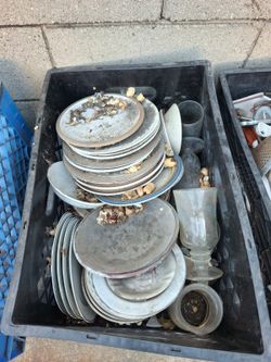 Free crates of Dishes