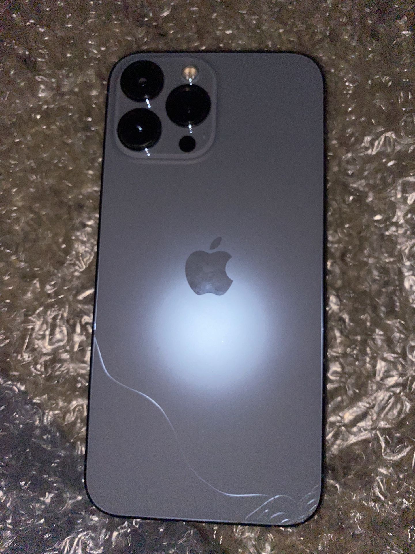 13 Pro Max Unlocked Cracked Back