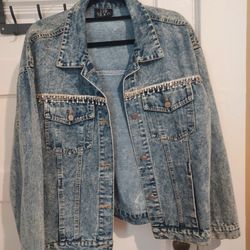 Retro Style Light Denim & Rhinestone Fringe Jean Jacket