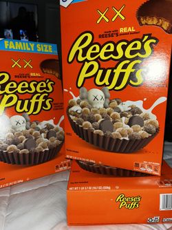 KAWS Reese’s Puffs 