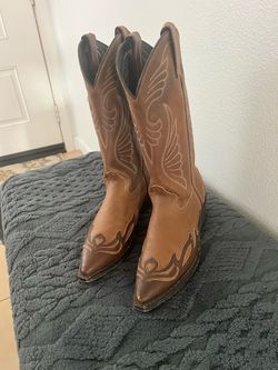 Laredo Women’s Cowboy Boots – Size 7.5 – Brown Western Style