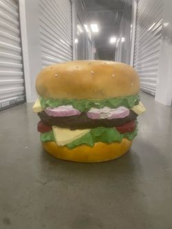 Burger Plant Stand